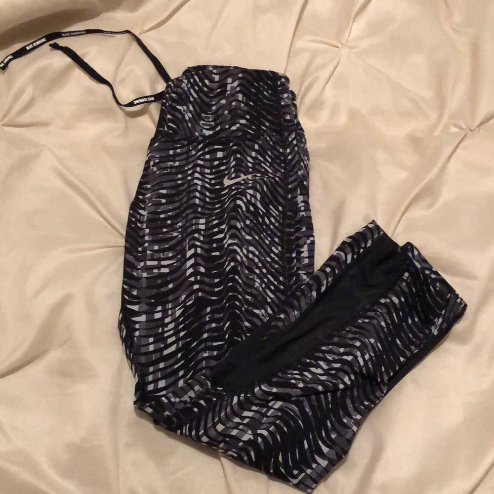 Nike Epic Lux Crop